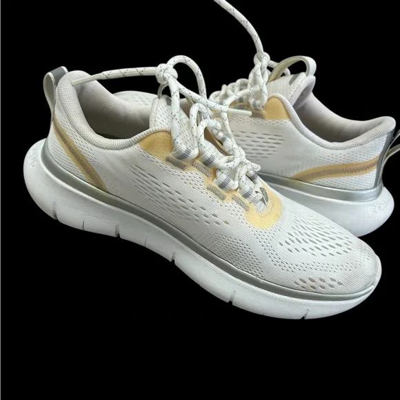 ✨ Zerogrand Running Shoes✨ - Picture 1 of 4